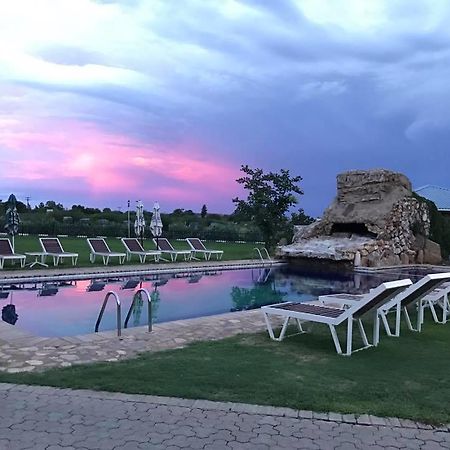 Adansonia Hotel Francistown Exterior photo
